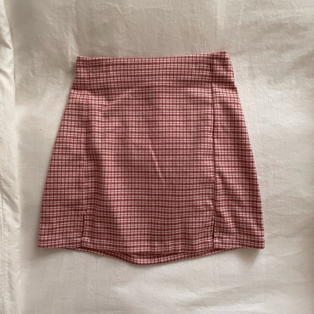 Brandy melville checkered skirt